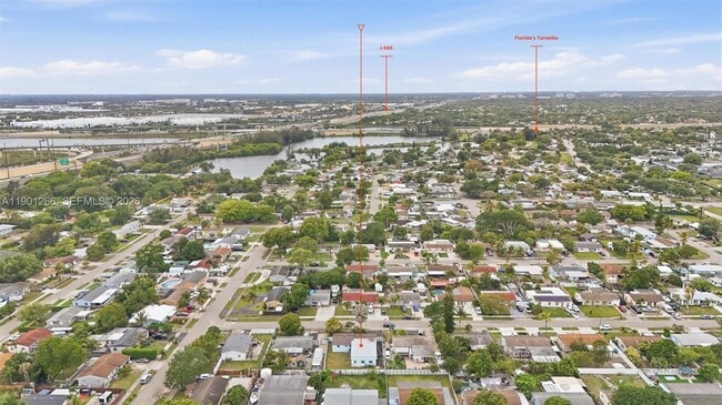 Building Photo - 2280 SW 43rd Ave