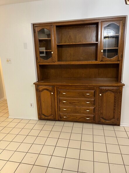 Building Photo - 2304 Canyon Valley Trl