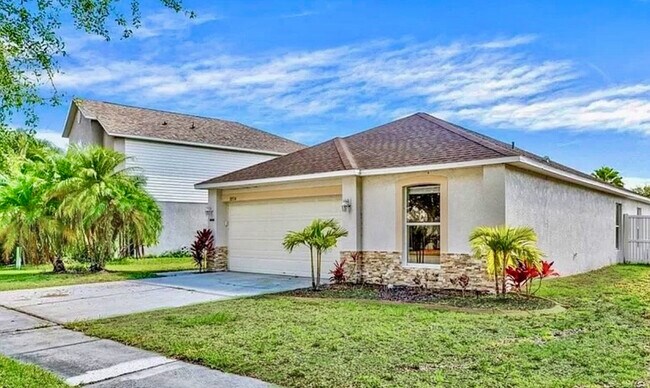 Building Photo - 10534 Opus Dr