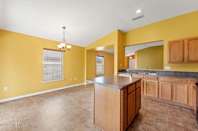 Building Photo - 11509 Brian Lakes Dr N