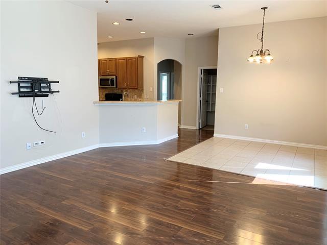 Building Photo - 1804 Lake Texoma Cir