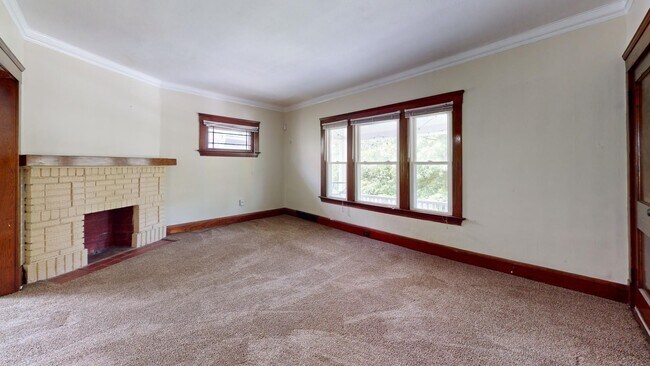 Building Photo - 1285 Cranford Ave