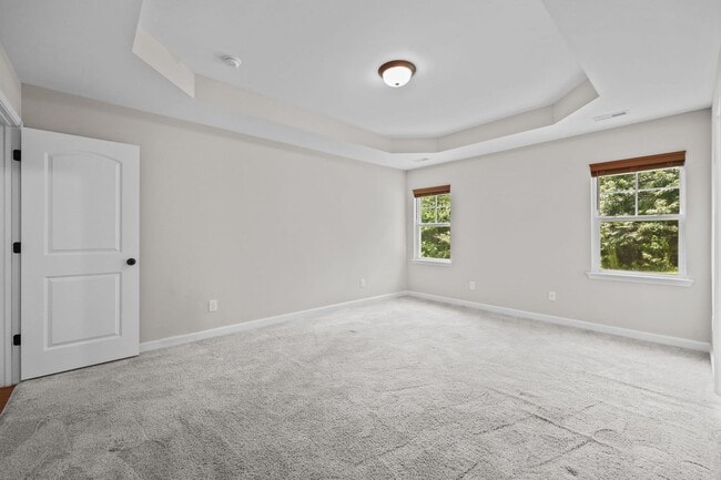 Building Photo - Welcome to Bradford Estates!