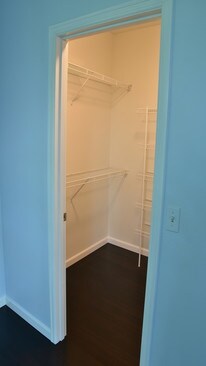Building Photo - Issaquah Daybreak - 1 bedroom