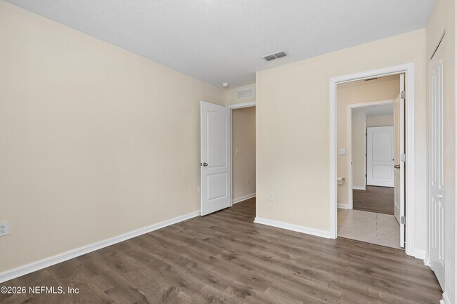 Building Photo - 9624 Baylin Ct