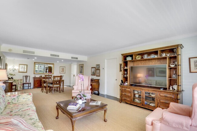 Building Photo - 3800 Washington Rd