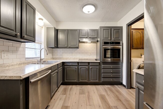 Building Photo - Welcome to your new home!