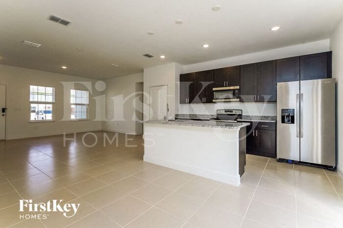 Building Photo - 1435 Punta Gorda Dr