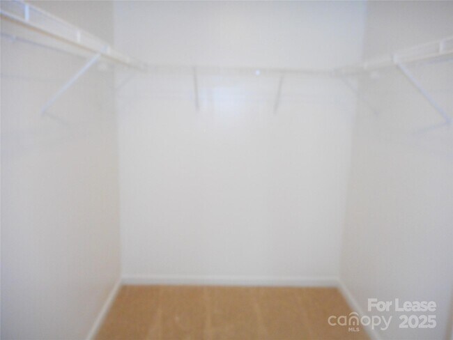 Building Photo - 820 Larmore Ave
