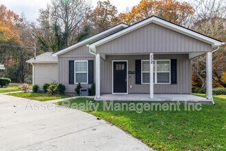 Building Photo - 112 Bennett Ln