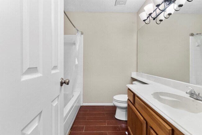 Building Photo - 9230 Wandsworth Dr