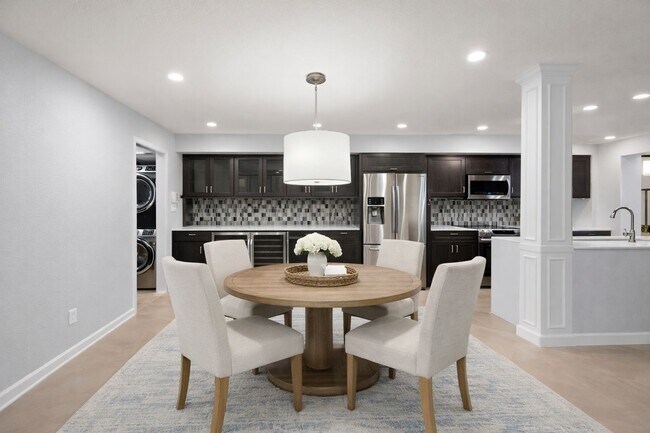 Building Photo - 8954 Chatsworth Dr