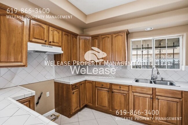 Building Photo - 3814 Menlo Ave