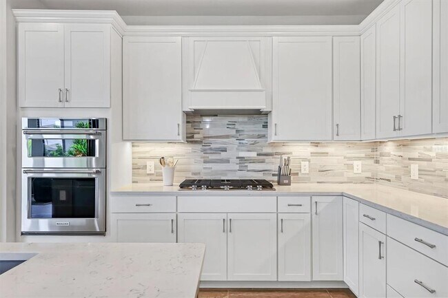 Building Photo - 17910 Waterville Pl
