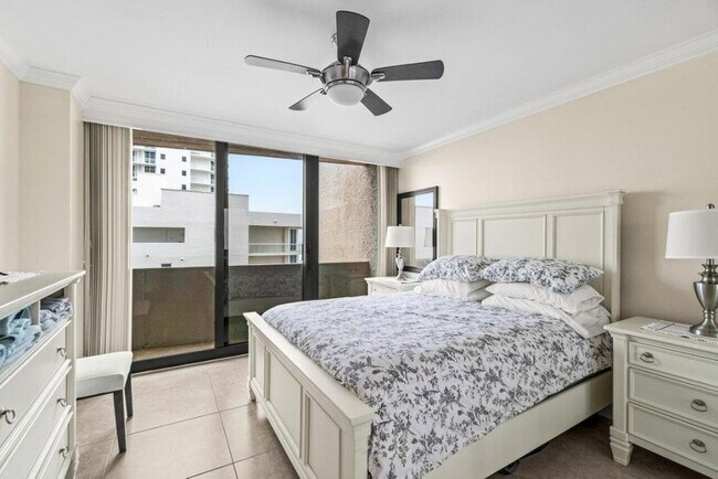 Building Photo - 4200 N Ocean Dr