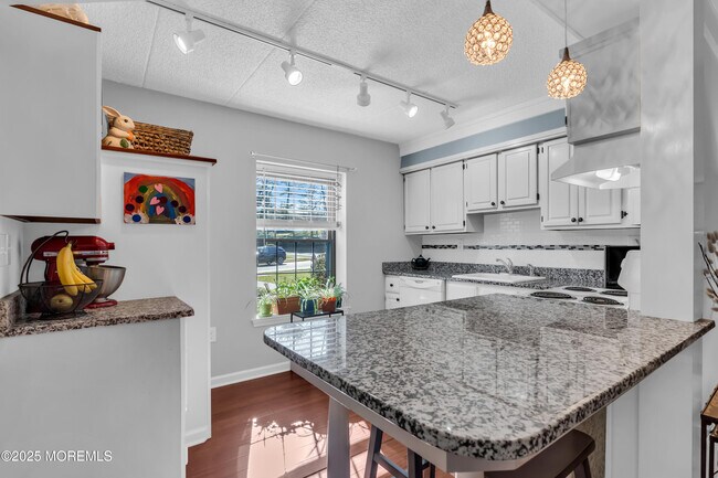 Building Photo - 1838 NJ-35