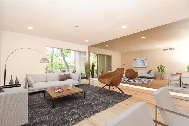 Building Photo - 6529 Bayou Glen Rd