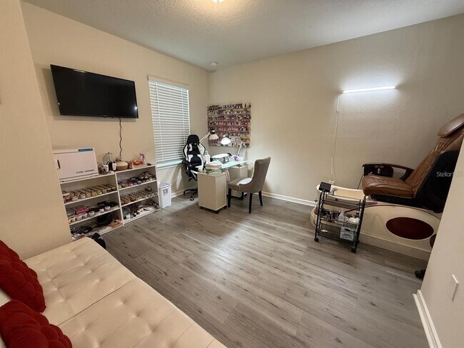 Building Photo - 2023 Alluring Ln