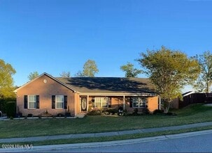 Building Photo - 3022 Pepperhill Dr