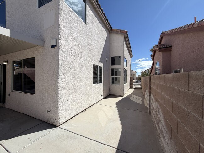 Building Photo - 3667 Spring Willow Ct