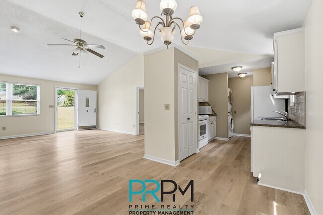 Building Photo - 5 Parkstone Ct