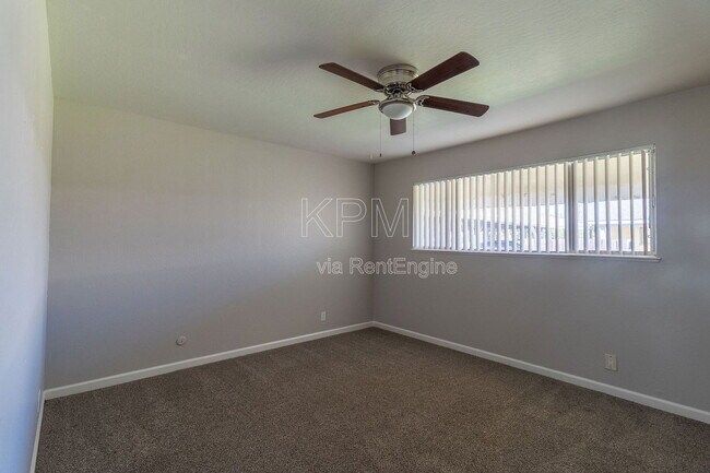 Building Photo - 10400 Lower Sacramento Rd