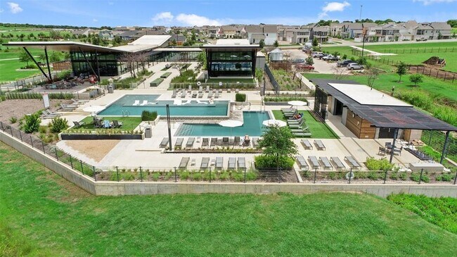 Building Photo - 8400 Ambergill Ct