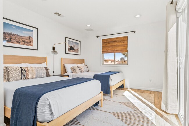 Building Photo - 72847 Desert Trail Dr