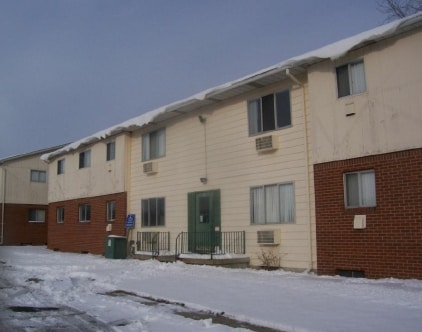 Richfield Court Apartments - Green Garden Villa Apartments