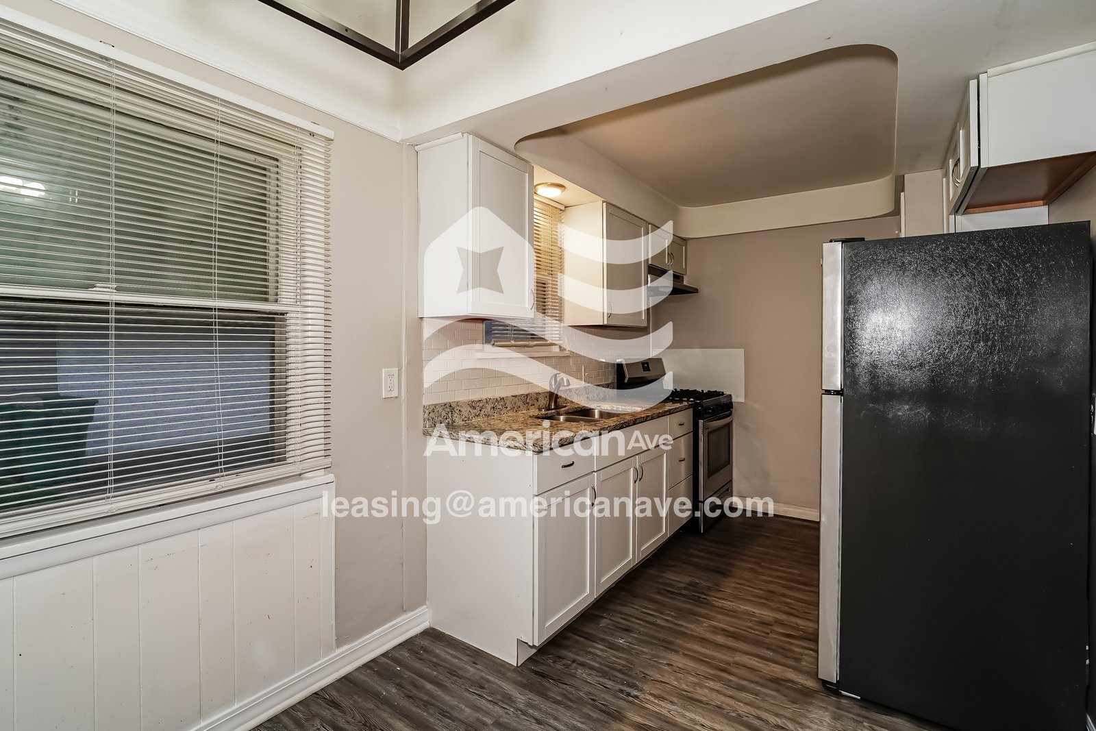 Building Photo - 14718 Reddington Ave