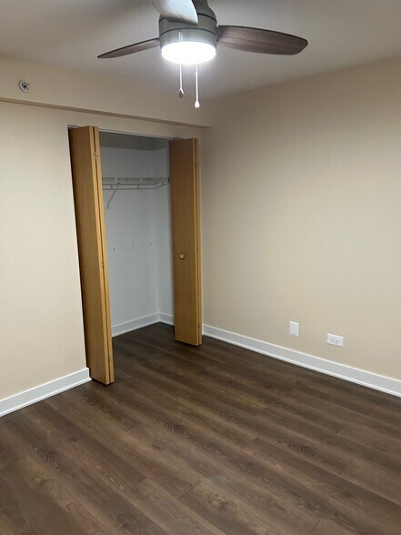 Bedroom 2 View of Closet - 1526 N River West Ct