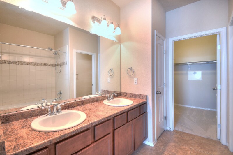 Building Photo - 5343 Prominence Point