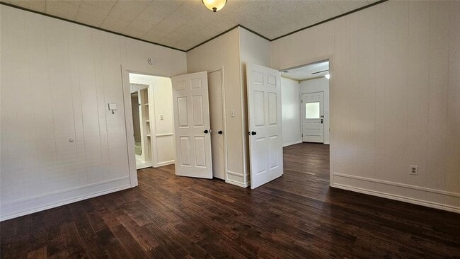 Building Photo - 205 S Granger