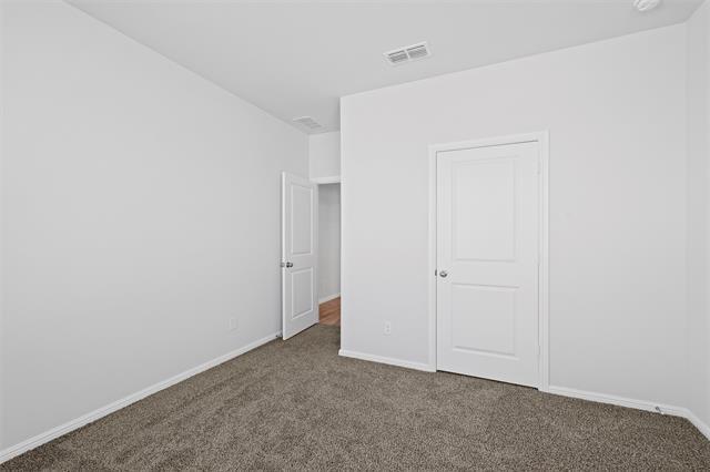 Building Photo - 9749 Fallston Dr