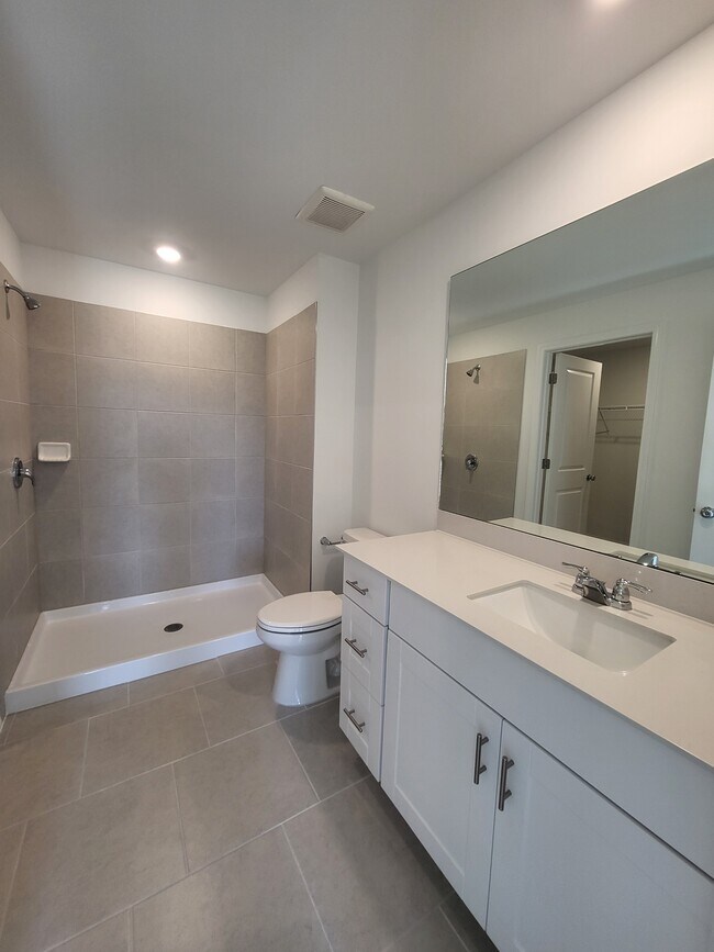 Building Photo - 3609 W Gator Cir