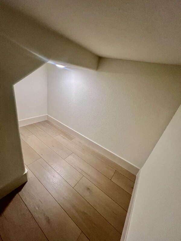 Building Photo - 3215 Center Dr