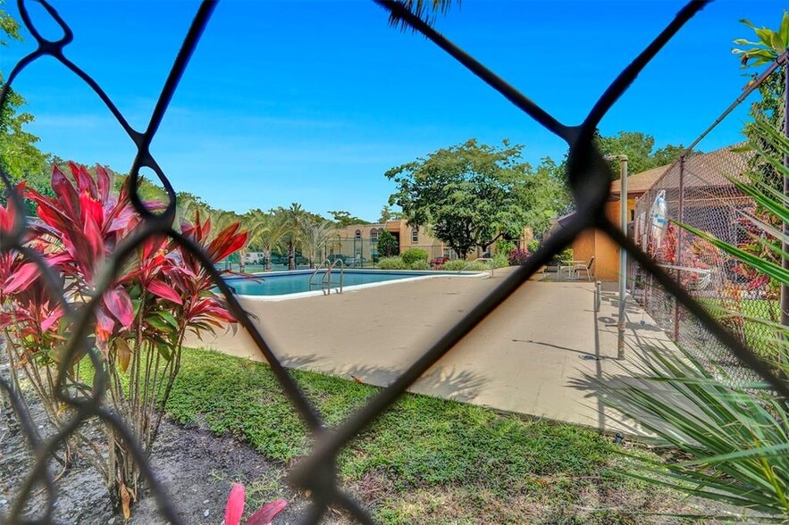 Building Photo - 4211 NW 19th St