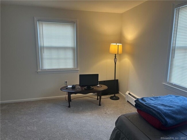 Building Photo - 27 Brewster Rd