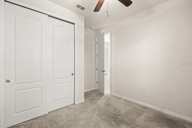 Building Photo - 5192 Chickadee St