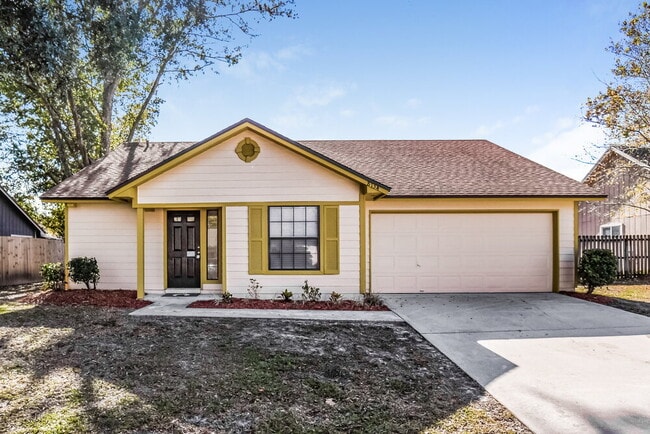 Building Photo - 8134 Cumberland Gap Trail N