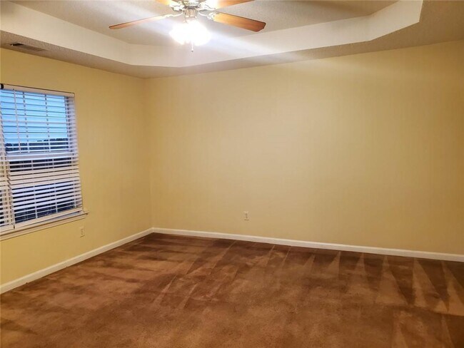 Building Photo - 6710 Gina Agha Cir