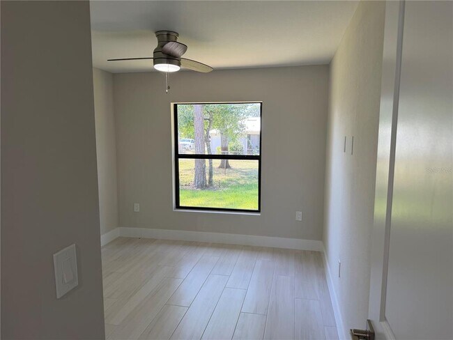 Building Photo - 23367 Mayville Ave