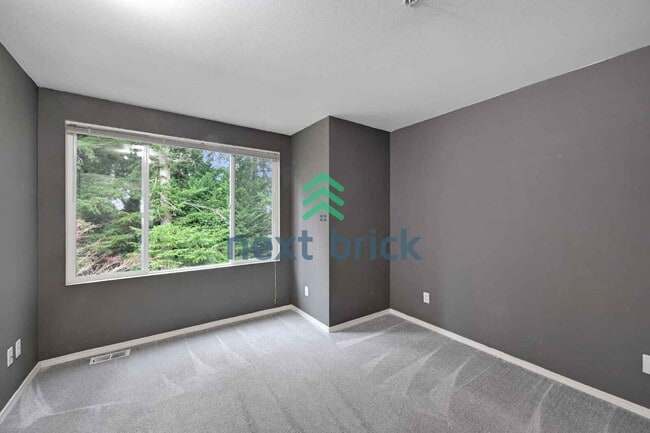 Building Photo - Charming 2-Bedroom Retreat with 2.5 Baths in Bothell's Serene Locale!