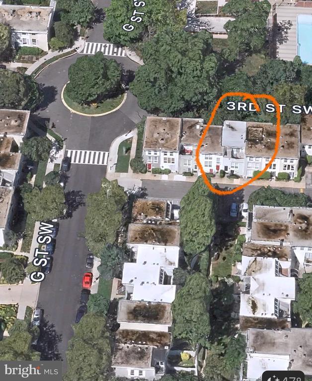 Building Photo - 620 3rd St SW