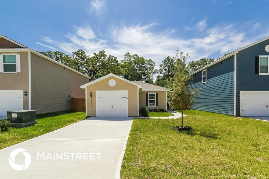 Building Photo - 23075 Bellini Dr