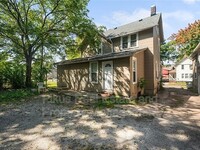 Building Photo - 405 Kling St