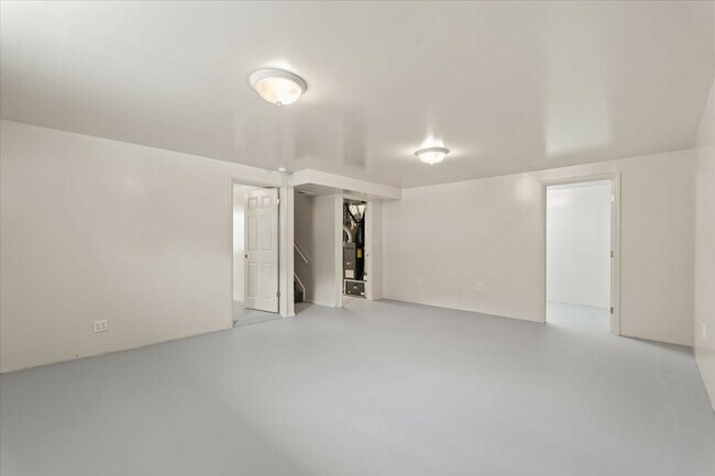 Building Photo - 775 1st St