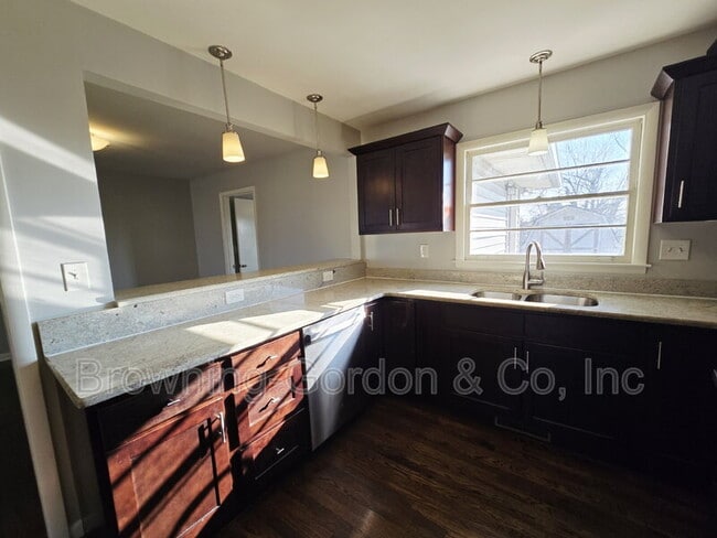 Building Photo - 2817 Paden Dr