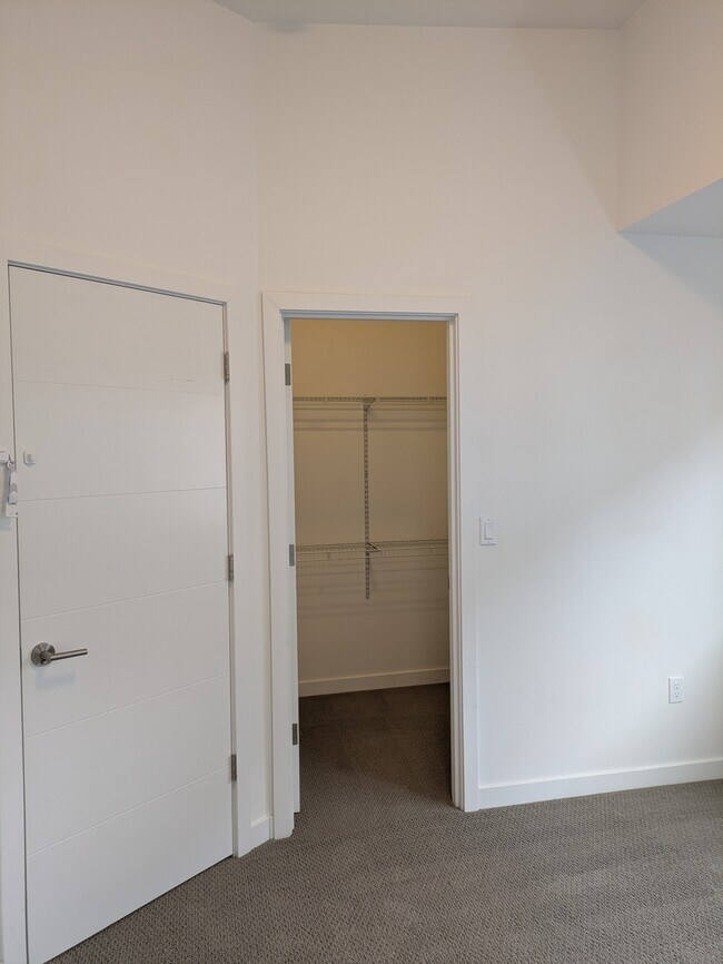 Building Photo - 4284 S Greenbelt Station Dr