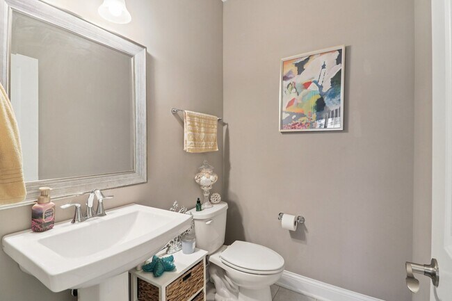 Building Photo - 11138 Alpine Ln